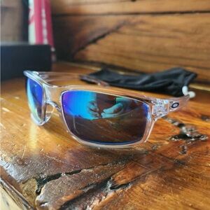 Oakley sunglasses new in box. Only taken out for the photo. $125